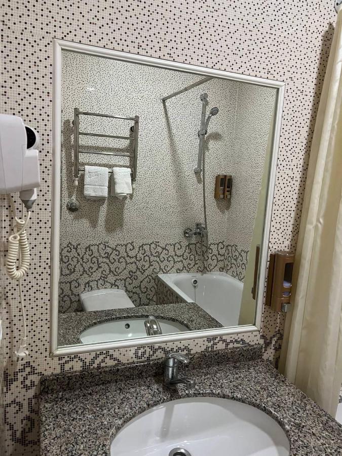 ホテルMarakand Palace タシュケント エクステリア 写真